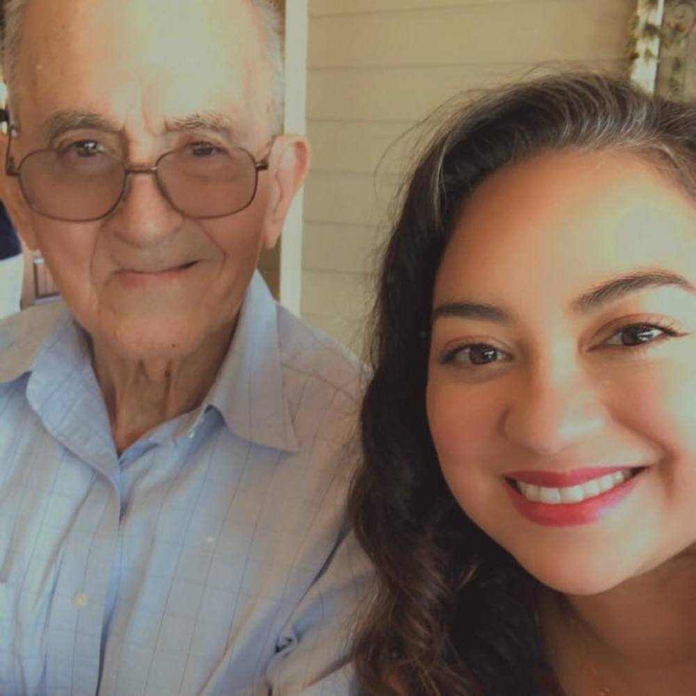 Meet your Posher, Rena